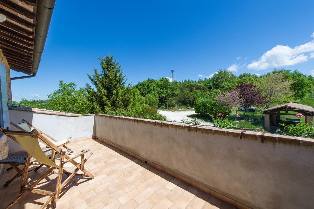 Agriturismo La Corte Del Lupo Nocera Umbra Exteriör bild